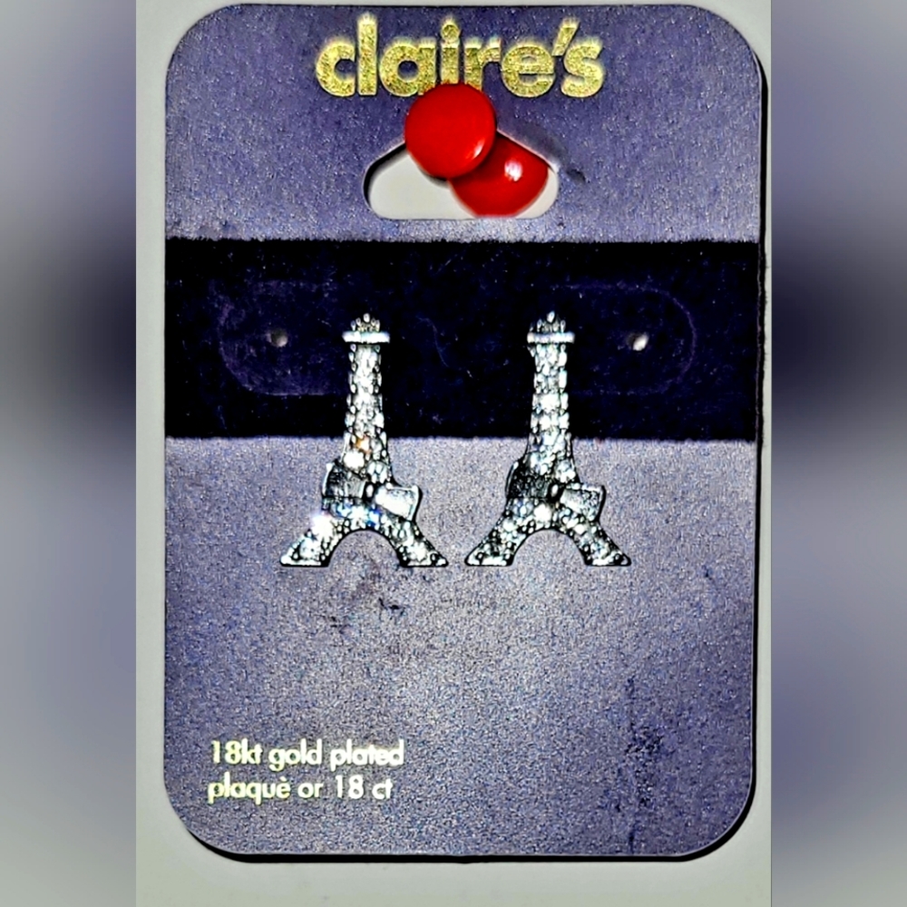 New (never worn) Claire's Earrings Eiffel Tower Studs